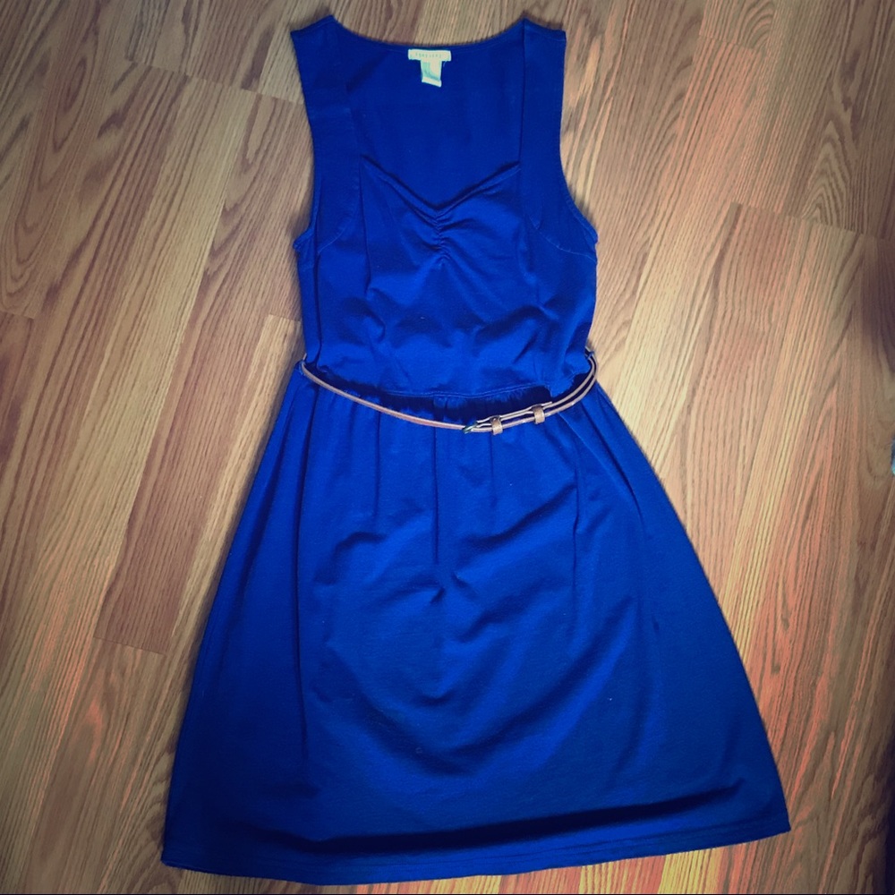 Blue forever 21 dress with belt. Size small
